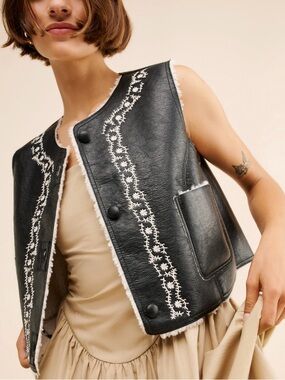 NWT Free People Travelers Reversible Black Leather Vest